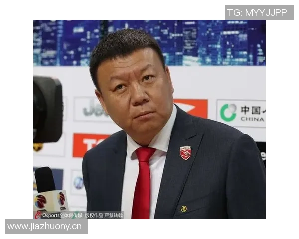 深圳篮球队个人能力深度分析与发展潜力探讨 深圳篮球队个人能力深度分析与发展潜力探讨